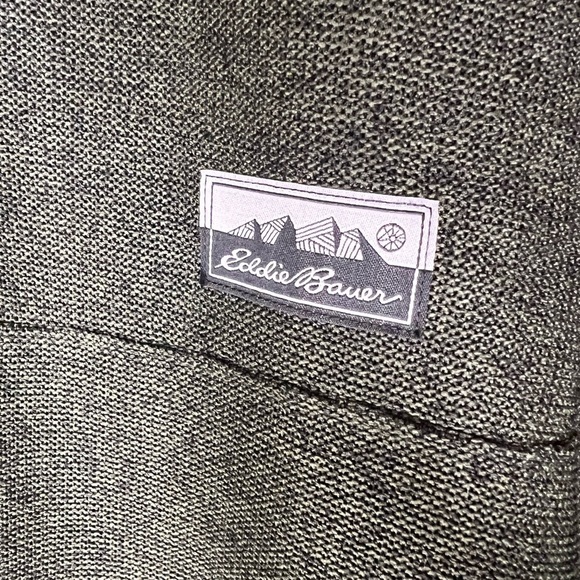 075. NWT Eddie Bauer Classic Fit Sweater Fleece Forest Night Green Medium - Picture 3 of 6
